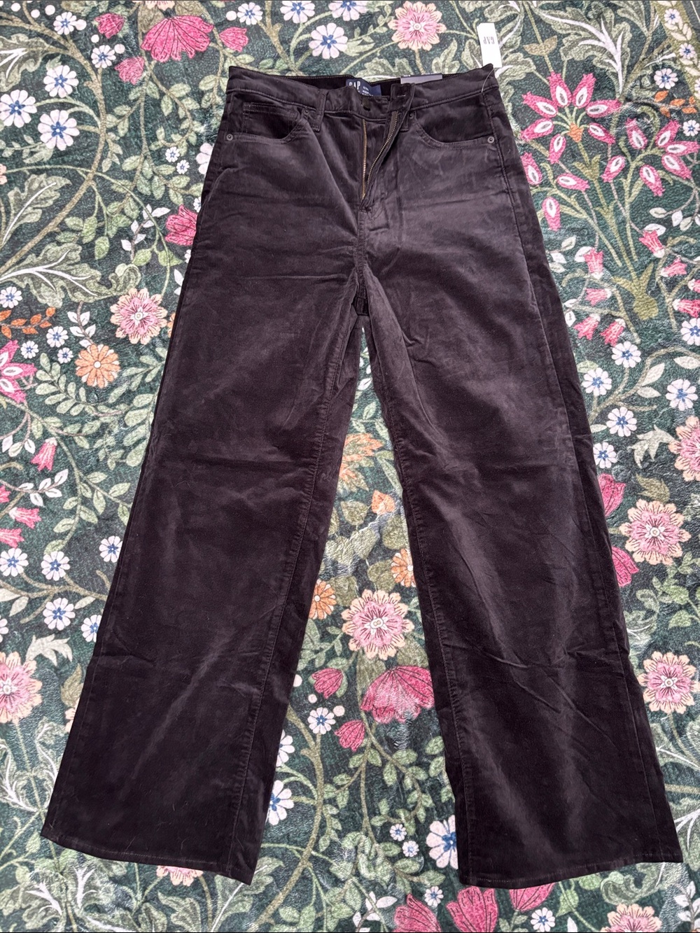 GAP Wide Leg Velvet Pants in Black